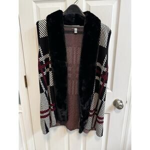 Denim Co L Faux Fur Trimmed Jacquard Open Vest Red Black Sleeveless Mid Length